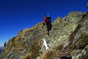 41 In cresta su roccette per vetta Pizzo Scala